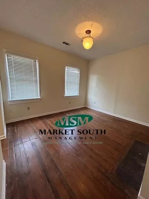 212 E Anderson St, Savannah, GA 31401 photo 2