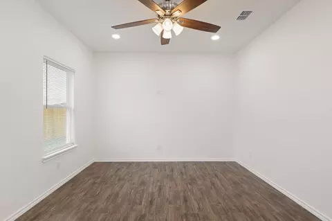 2323 N Valley Cir, La Feria, TX 78559