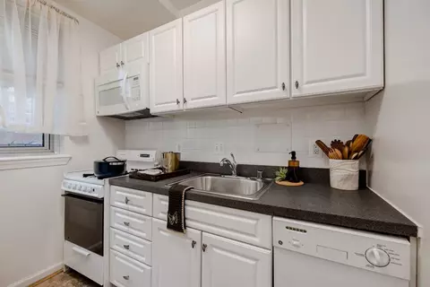 2800 Quebec St NW, Washington, DC 20008 photo 14