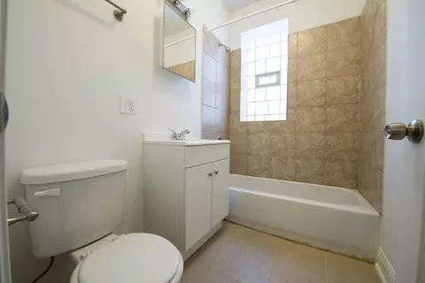 3501 W Adams St, Chicago, IL 60624 photo 5