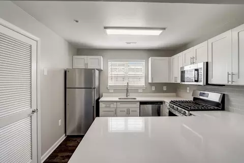 2551 Cornelia Rd, Herndon, VA 20171 photo 8