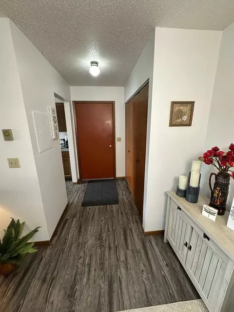 3015 20th St S, Moorhead, MN 56560 photo 2