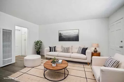 19926 Roscoe Blvd, Los Angeles, CA 91306