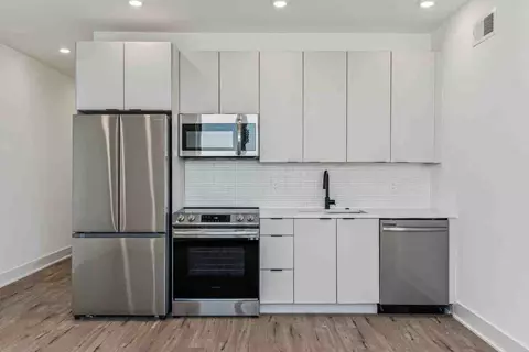 139 W Chelten Ave, Philadelphia, PA 19144