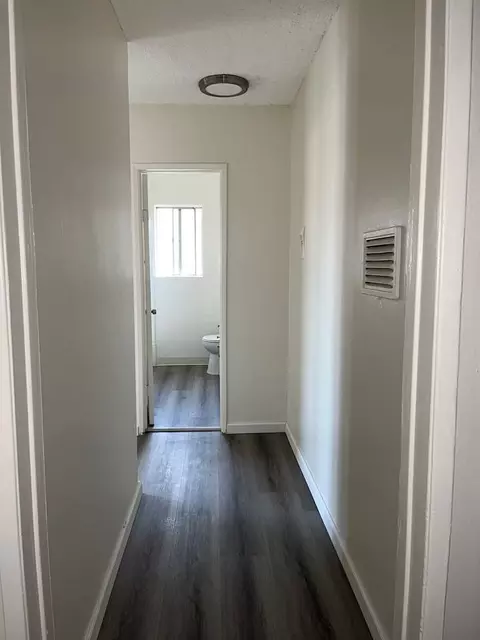 18400 Napa St, Northridge, CA 91325 photo 6