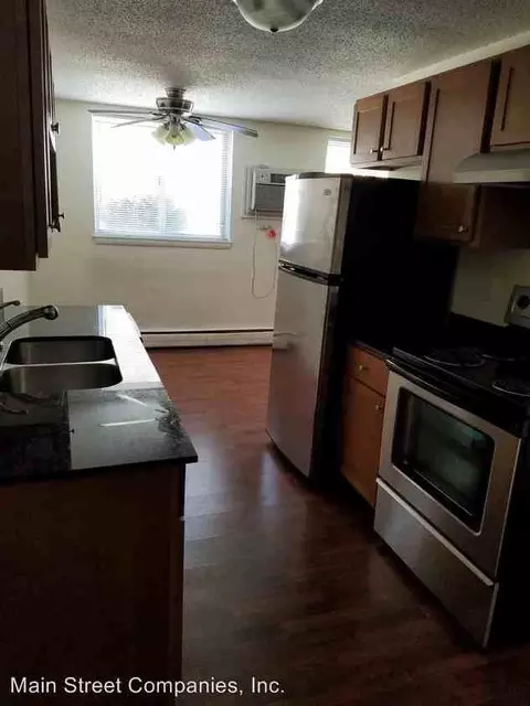 2130 County Road E W, Arden Hills, MN 55112