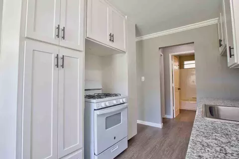 1050 S J St, Oxnard, CA 93030 photo 7