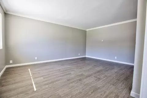 1050 S J St, Oxnard, CA 93030 photo 5
