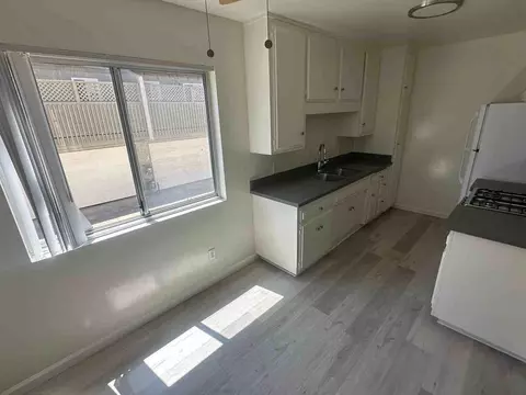 701 Meyer Ln, Redondo Beach, CA 90278 photo 9