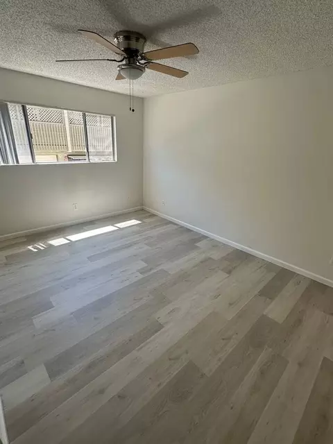 701 Meyer Ln, Redondo Beach, CA 90278 photo 5