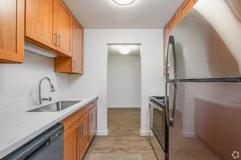 16910 NE 80th St, Redmond, WA 98052