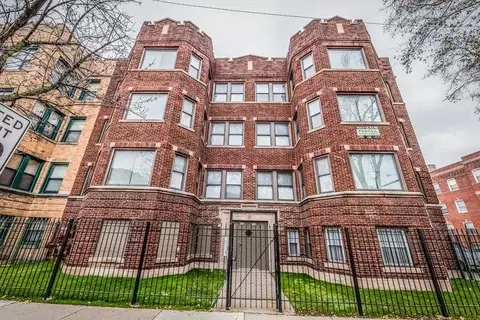 7300 S Yates Blvd, Chicago, IL 60649