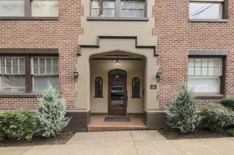 228 NW 22nd Ave, Portland, OR 97210