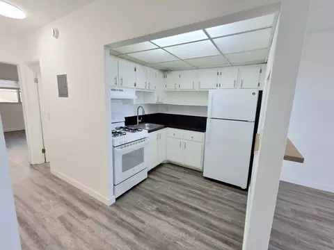 465 E 28th St, Hialeah, FL 33013 photo 11