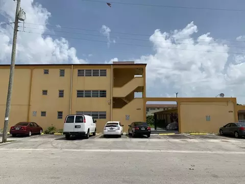 465 E 28th St, Hialeah, FL 33013 photo 5