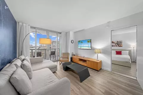 2602 E Hallandale Beach Blvd, Hallandale Beach, FL 33009