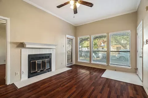 807 W 25th St, Austin, TX 78705 photo 4