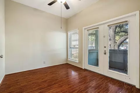 807 W 25th St, Austin, TX 78705 photo 18