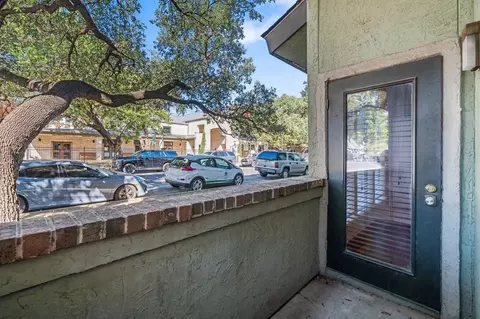807 W 25th St, Austin, TX 78705 photo 22