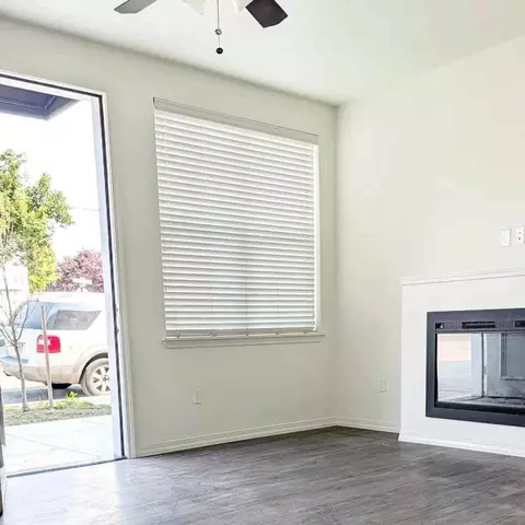 6006 SE 53rd Ave, Portland, OR 97206