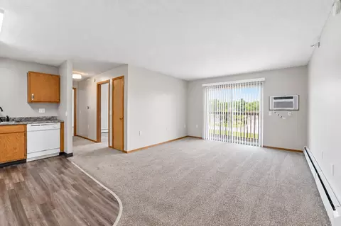 701 16th St SW, Waverly, IA 50677