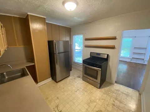 1447 Highland St, Columbus, OH 43201