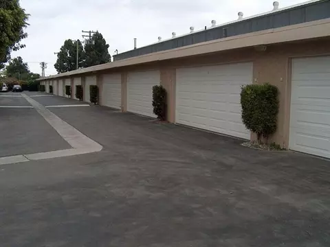 12381 Arrowhead St, Stanton, CA 90680 photo 40