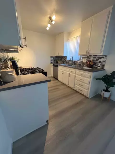 12381 Arrowhead St, Stanton, CA 90680 photo 43