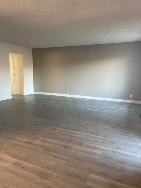 12381 Arrowhead St, Stanton, CA 90680 photo 9