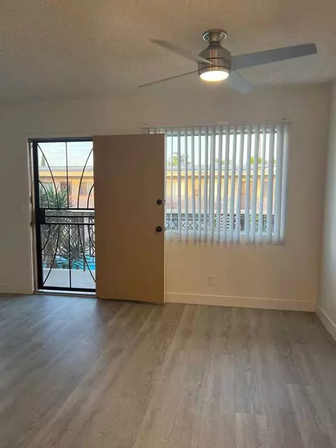 12381 Arrowhead St, Stanton, CA 90680 photo 7