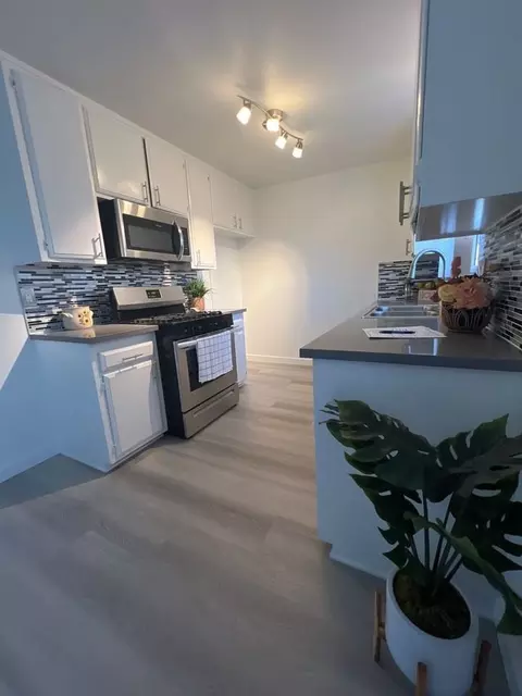 12381 Arrowhead St, Stanton, CA 90680 photo 42