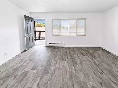 8201 Lake Ballinger Way, Edmonds, WA 98026