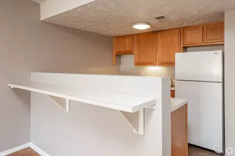 6516 N 64th Plz, Omaha, NE 68152