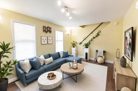 85 Merrow St, Manchester, NH 03104
