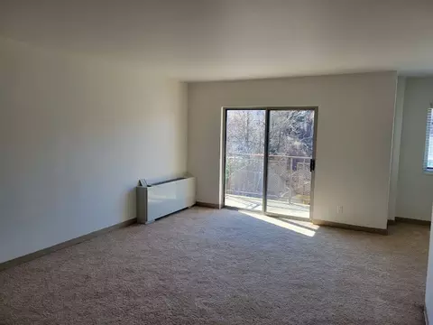 1220 N Pierce St, Arlington, VA 22209