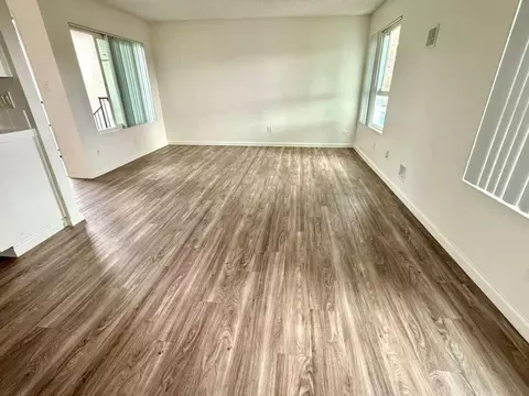 1042 15th St, San Diego, CA 92154