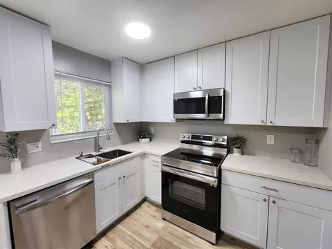 2568 Grove Way, Castro Valley, CA 94546