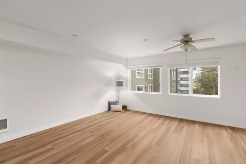 11115 NE 2nd St, Bellevue, WA 98004 photo 15