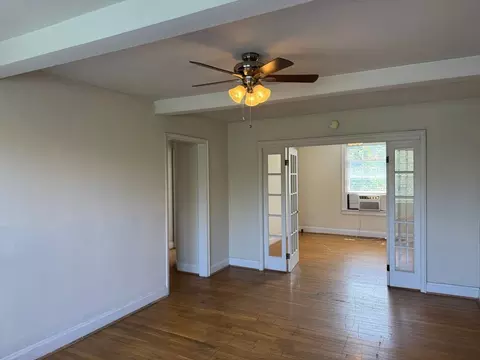 2493 Madison Rd, Cincinnati, OH 45208