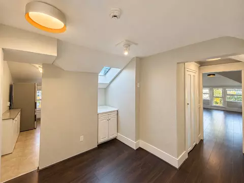146 Grand Ave, Oakland, CA 94612