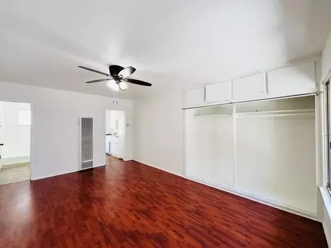 1233 N Ardmore Ave, Los Angeles, CA 90029