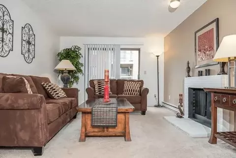 702 W Casino Rd, Everett, WA 98204