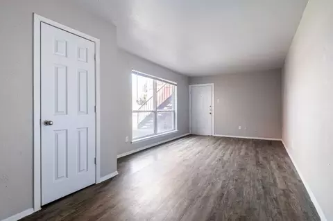 7651 C F Hawn Fwy, Dallas, TX 75217 photo 17