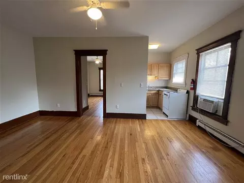 712 Washtenaw Ave, Ypsilanti, MI 48197