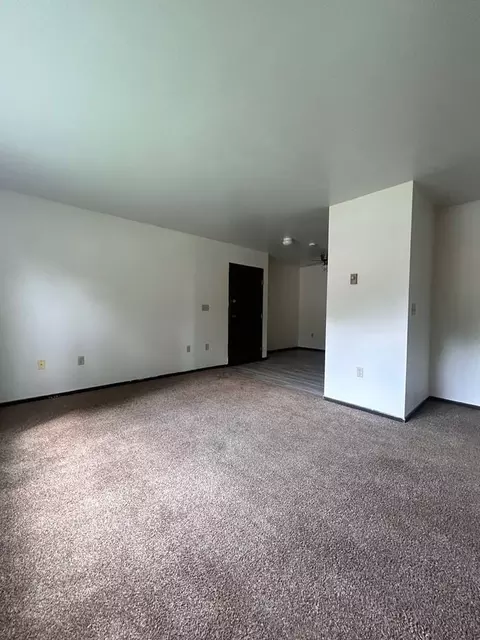 461 Grant St, Stanley, WI 54768