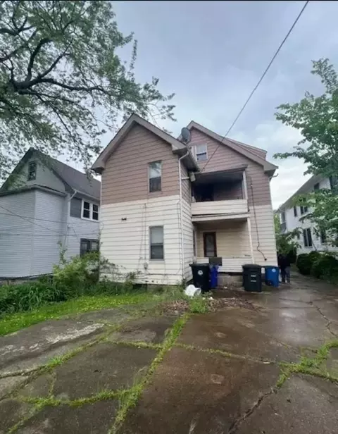 3661 E 151st St, Cleveland, OH 44120