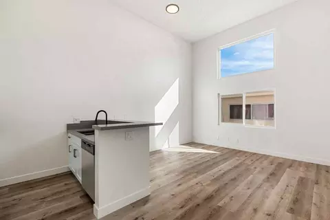 321 S Berendo St, Los Angeles, CA 90020