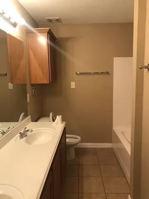 Yucca St, Midlothian, TX 76065 photo 14