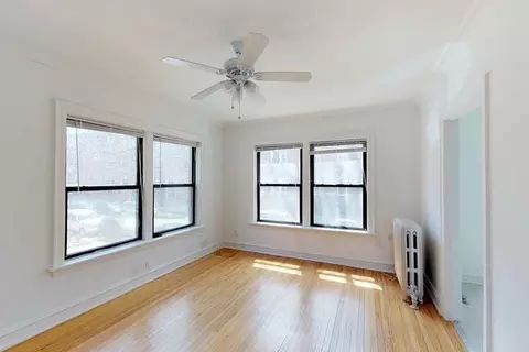 1440 E 52nd St, Chicago, IL 60615