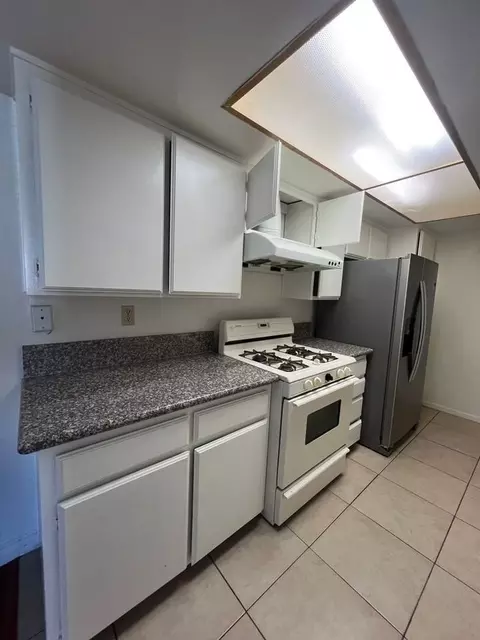 2200 Larch St, Alhambra, CA 91801 photo 5